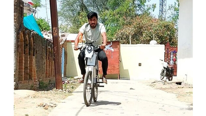 MP Youth Makes Electric Bicycle Worth