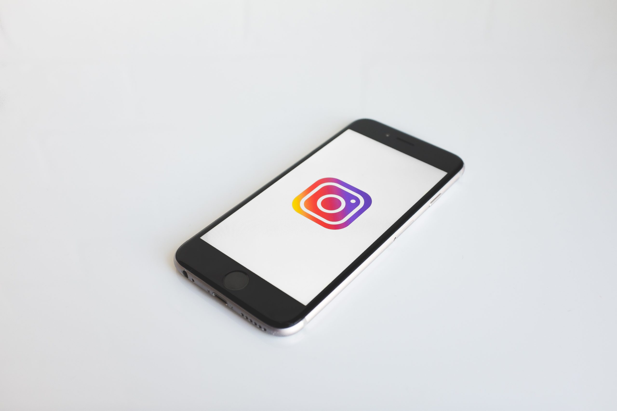 Instagram introduced Three New Features to Counter Cyberbullying