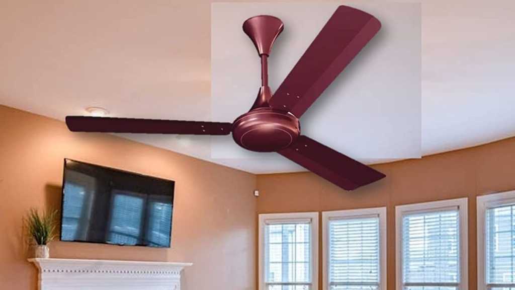 This is a high speed ceiling fan with 400 RPM, strong wind will reach every corner of the house