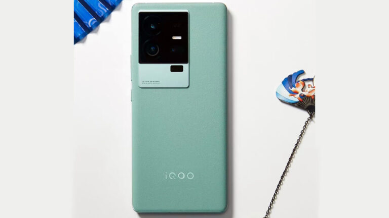 iQOO 11S Official Image Revealed, Spectacular Features Including 200W Superfast Charging