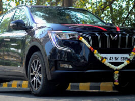 Mahindra XUV700 Record 1 lakh units sold