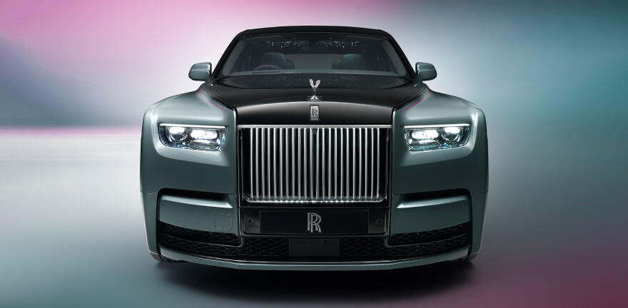 Breaking News: The sword hanging over the jobs of the employees working in Rolls Royce Company, the news of layoff of 2500 employees