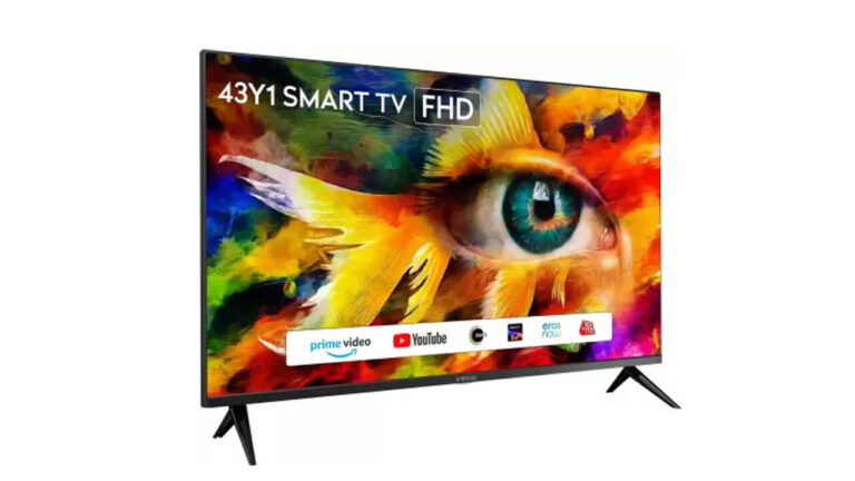 Flipkart is attracting attention with its latest offer of 43-inch Smart TV at just Rs 10,990
