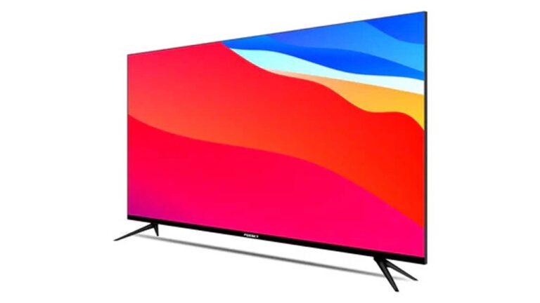 You will get plenty of entertainment during December holidays, 50 inch Smart TV is available for just 17999 rupees